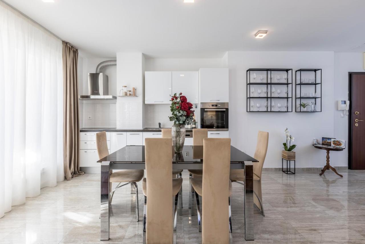 ספליט Luxury Rooftop Apartment Zalato מראה חיצוני תמונה