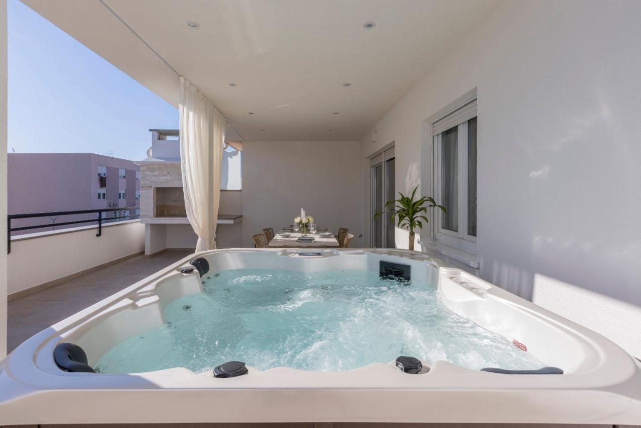 ספליט Luxury Rooftop Apartment Zalato מראה חיצוני תמונה